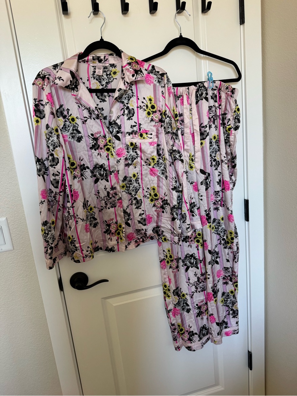 Pink Floral Satin Pajama Set - Women Intimates & Sleepwear Victoria secret